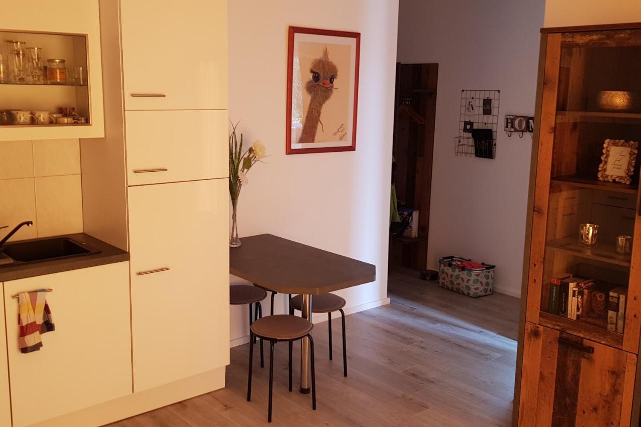 Ferienwohnung In Birkenwerder Mit Balkon Luaran gambar