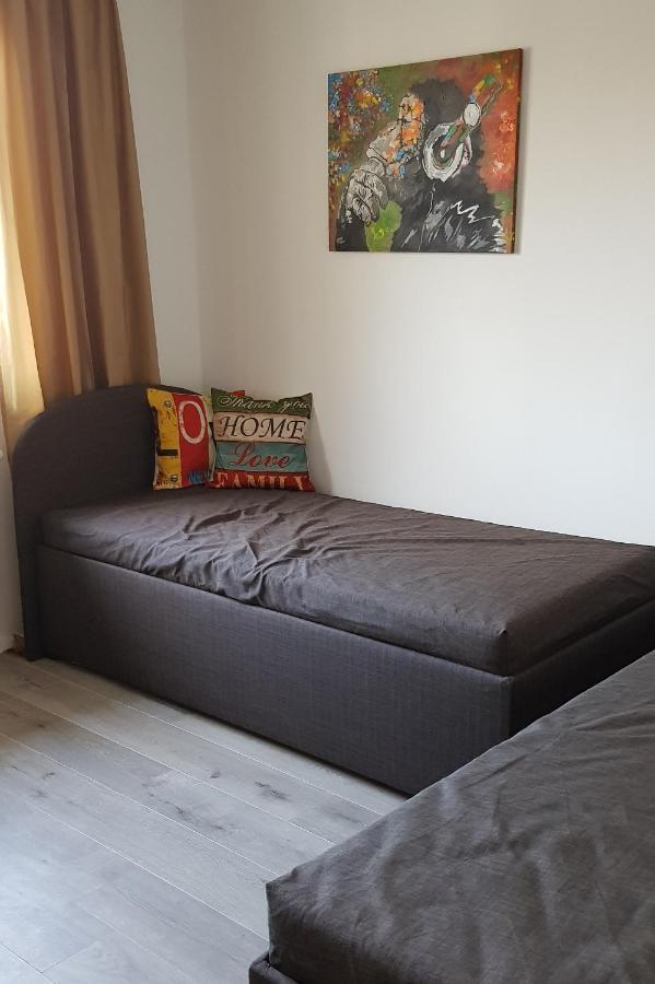 Ferienwohnung In Birkenwerder Mit Balkon Luaran gambar